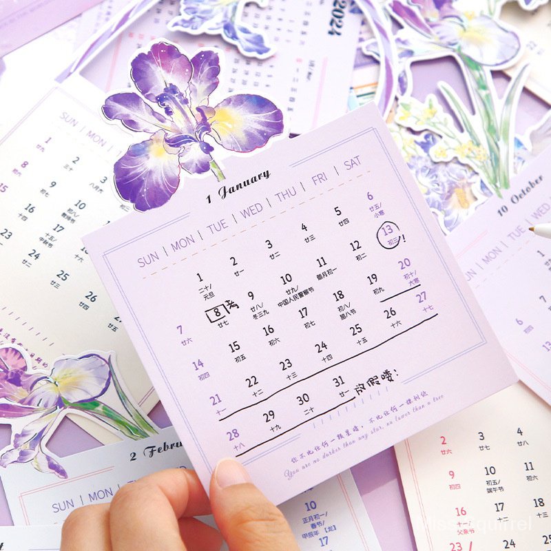 Lịch Để Bàn Năm 2024 Ba Chiều Bằng Gỗ Hình Hoa Dễ Thương