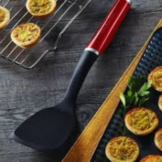 KitchenAid - Xẻng chiên Coreline ngắn - Màu đỏ