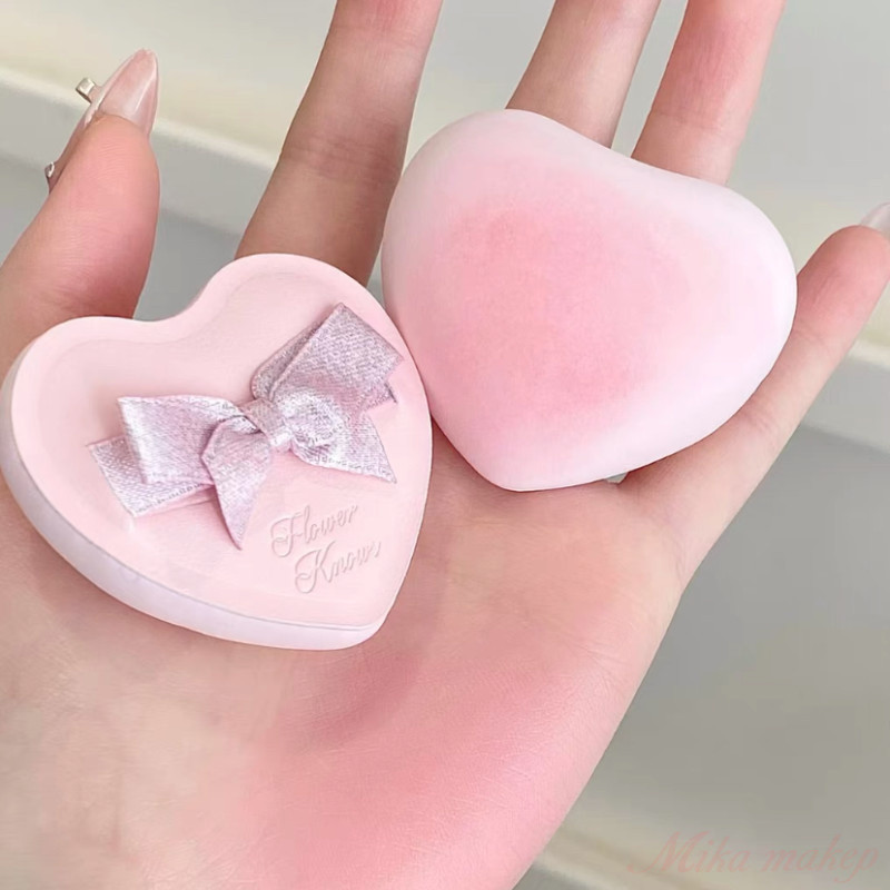 FLOWER KNOW  Phấn phủ tình yêu dày không có kem nền dạng lỏng