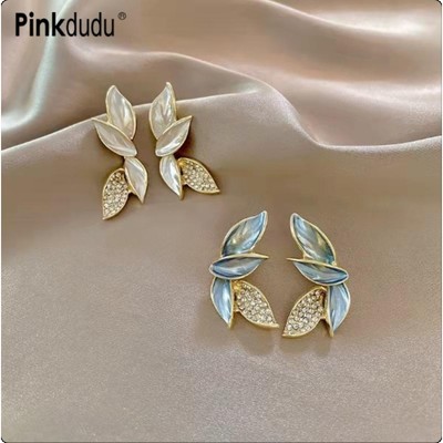 Pinkdudu Vintage Nhỏ Giọt Dầu Lá Hợp Kim Kẽm Bông Tai Đơn Giản Hợp Thời Trang Bông Tai Nữ Trang Sức PD2279
