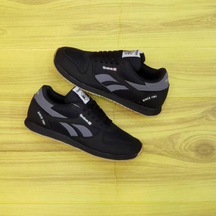 Giày Rebook cổ điển tốt nhất SK3 Sản xuất tại Việt Nam forman 97 Sẵn sàng