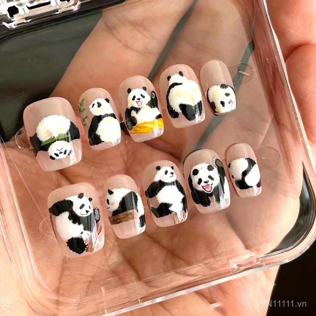 Dễ thương Fubao Panda mặc áo giáp hoạt hình Fubao dễ thương vẽ móng tay có thể tháo rời loạt Gấu Trú