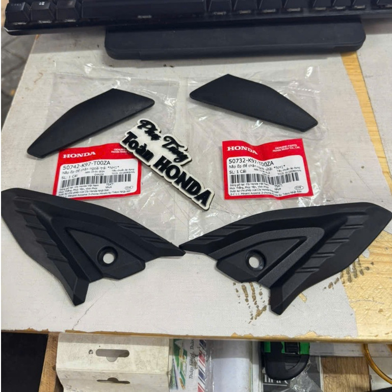 GÁC CHÂN NHỰA PCX 2018 2019 2020 2021 2022 2023 2024 PCX 125 150