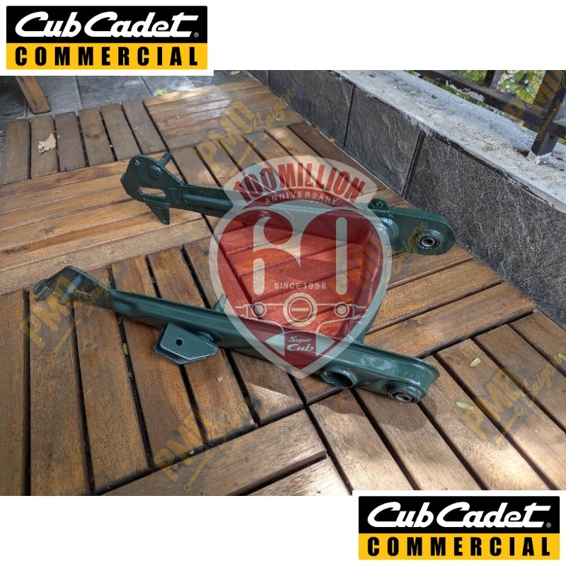 Gắp 3 tầng, cảng sau cub 81 đời đầu màu xanh bả đậu