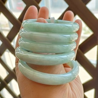 [Ngọc tự nhiên] Jadeite tự nhiên một hàng hóa Loài sáp mịn Nước đá Trái cây đáy xanh Vòng tay vòng miệng 53-57