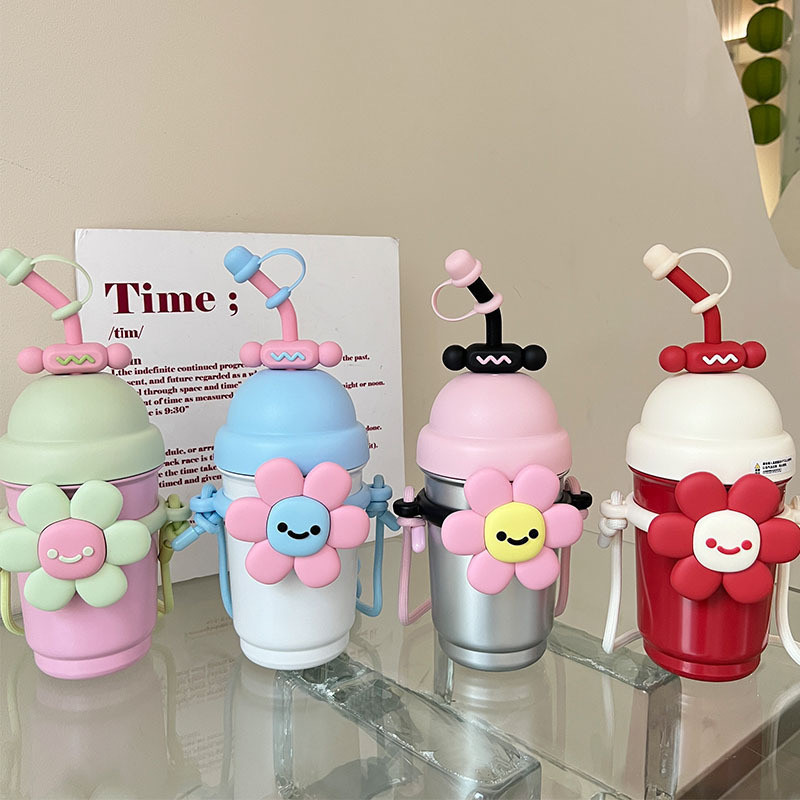 Bình giữ nhiệt bông hoa cute 700ML inox cao cấp 316 có ống hút, có dây đeo và nút bịt