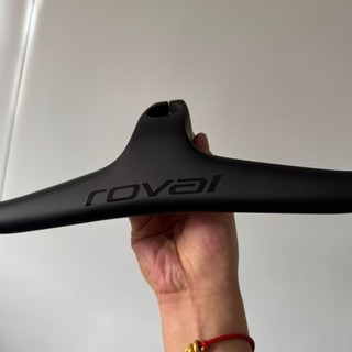 Tay lái và thân xe MTB tích hợp bằng sợi Carbon hoàn toàn 28,6mm cho xe đạp leo núi 70 / 80 / 90 / 100mm 600-800mm Đen mờ