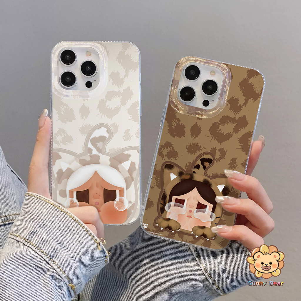 Ốp iPhone 16 Pro Max Mèo Dễ Thương Crybaby POP MART Thoại Bạc Gradient Laser Sang Trọng Tương Thích 