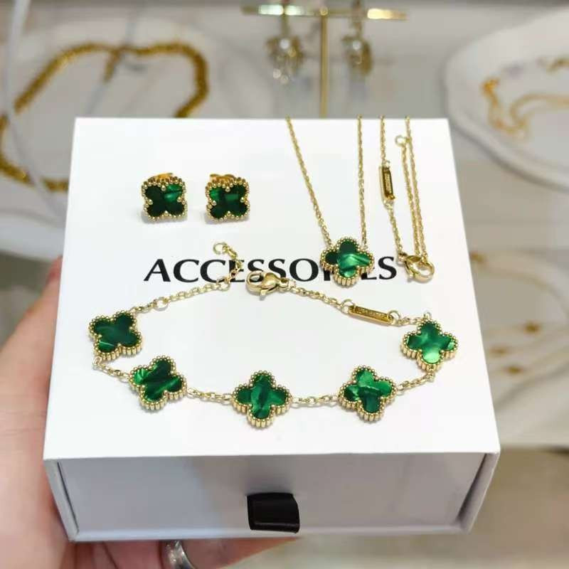 Thép không gỉ vàng 18K/Cỏ Bốn Lá hai mặt/Bộ bông tai vòng cổ vòng tay/không phai màu/có thể đeo trong bồn tắm/bộ ba mảnh cỏ ba lá
