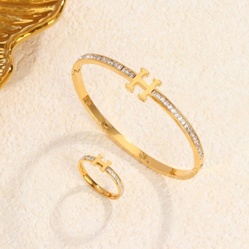 Phiên Bản hẹp Chữ H Cubic Zircon H Vòng Tay Bộ Thép Titan Châu Âu Mỹ Thời Trang Cao Cấp Xu Hướng Châu Âu Mỹ Vòng Tay Châu Âu Mỹ Đi Lại Tất Cả Trận Đấu Thép Không Gỉ Phụ Kiện Vòng Tay