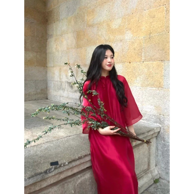Áo dài 4 tà cao cấp màu đỏ thiết kế lớp ngoài tơ óng lớp nót lụa habutai mềm mại- Lara design L95