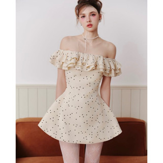 Sienna Dress / Đầm trễ vai bèo Chấm bi dáng ngắn xoè Sang Trọng