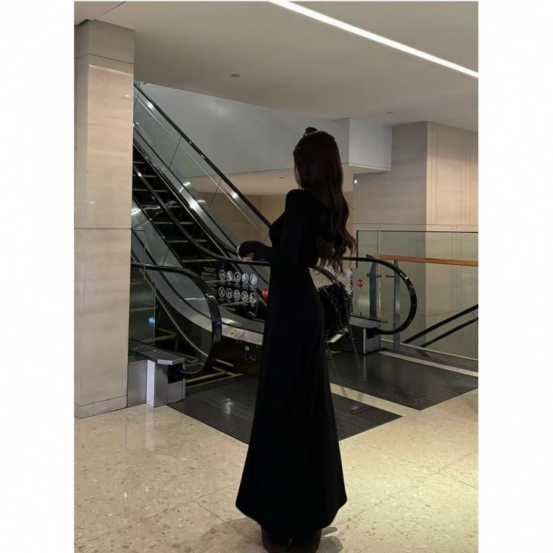 Đầm body dáng dài Váy đen dài tay mùa đông Váy liền dài tay màu đen váy dài kiểu Pháp mẫu đầu thu cho nữ | BigBuy360 - bigbuy360.vn