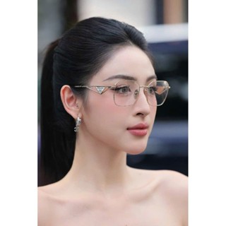   SẴN  LOẠI1  GỌNG KÍNH MẮT VUÔNG NHỎ PRRAADA BẢN CHUẨN S.CẤP GỌNG TITAN NHẸ BỀN ĐẸP PHÙ HỢP MỌI KHUÔN MẶT 