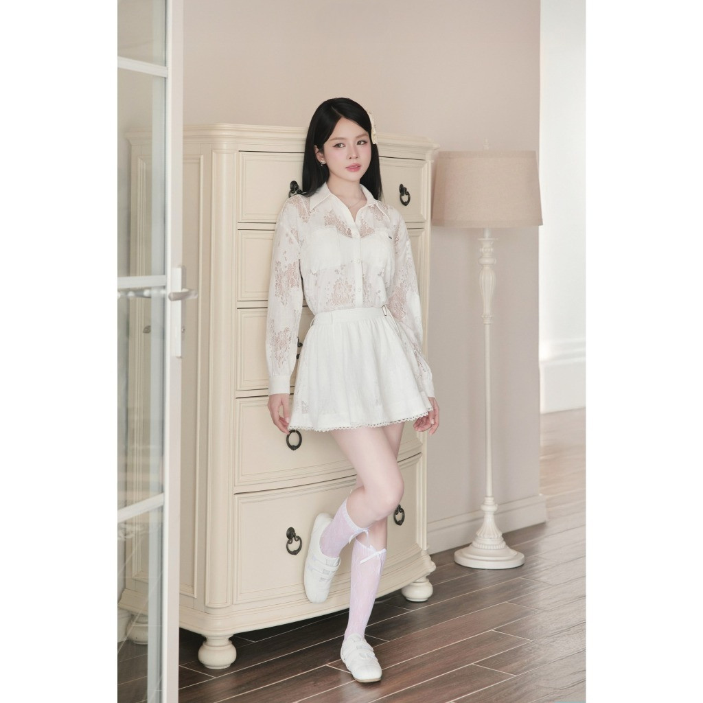 Amora Top & Fiona Skirt & Desi Top - tách set Áo sơ mi kèm quần Phối hoa ren thêu