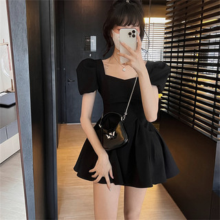 Đầm Lovito xếp nếp màu trơn phong cách thường ngày cho nữ LNE62610