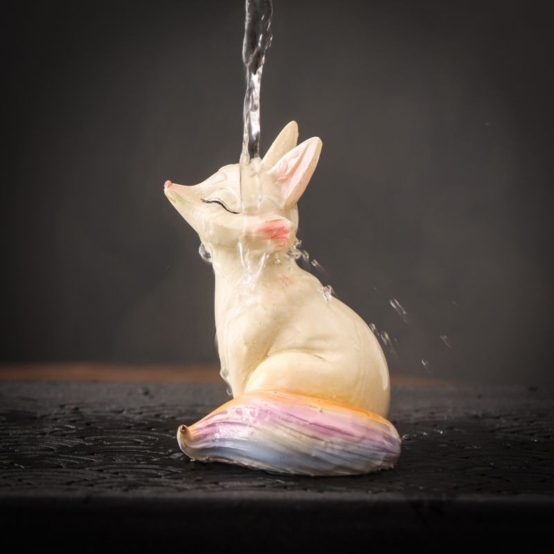 Mẫu mới năm 2025 Trà đổi màu Con lắc thú cưng Love Little Fox Transfer Tea Pet Can Raise Tea Play Of