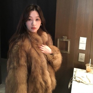 Hương Thơm Nhỏ Phong Cách Thu Đông Mới Mờ Màu Mờ Bảo Vệ Môi Trường Cáo Lông Thú Áo Khoác Nữ Rời Mỏng Áo Ngắn