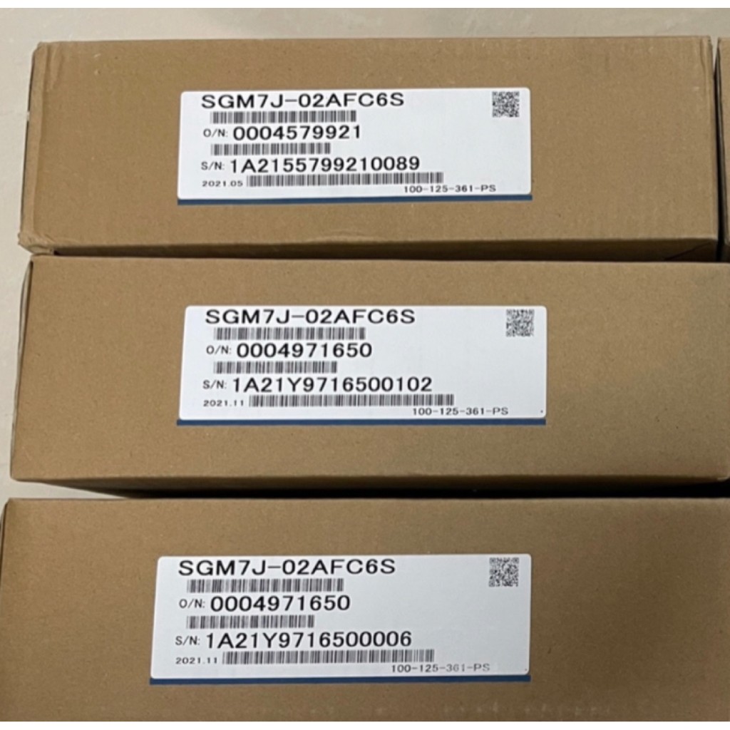 Yaskawa 200 Watt Động Cơ SGM7J-02AFC6S