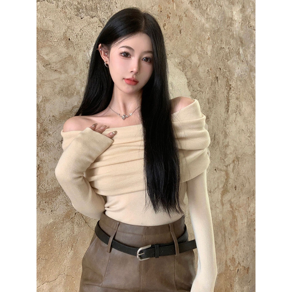 Áo dệt kim màu đen trễ vai xương đòn nhẹ nhàng trang phục nữ áo len thu đông áo mặc trong áo trễ vai