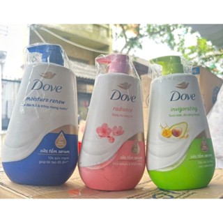 Sữa tắm Dove 900g- DƯỠNG ẨM CHUYÊN SÂU-DA BÓNG MỊN LƯU HƯƠNG THƠM MÁT