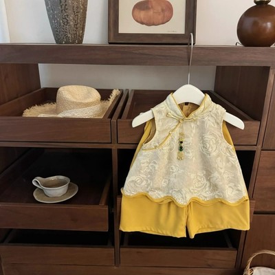 Set Áo Cổ Tàu Hoa Nổi Quần Lửng Ồng Rộng Vàng Cho Bé Gái 1-8 Tuổi MINTSCLOSET Quảng Châu GA2383 GA2494