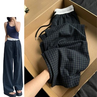 Quần ống rộng ca rô màu xanh hải quân cổ điển dành cho nữ có thiết kế cắt thẳng