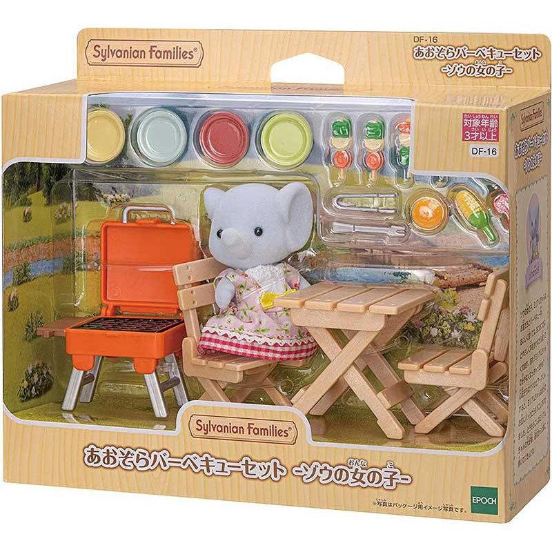 Đồ chơi tiệc ngoài trời cùng voi DF-16 Sylvanian Families Elephant Girl: Blue Sky Barbecue Set