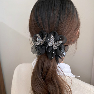 Kẹp lấy bánh thấp và kẹp tóc đuôi ngựa cao, phổ biến trong số những người nổi tiếng trên internet vào năm 2025, có công cụ tạo kiểu tóc mới được làm bằng kẹp cá mập acrylic