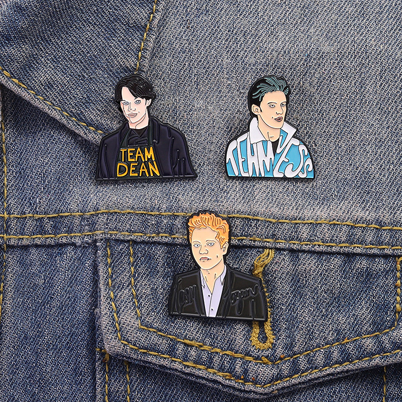 Gilmore Girls Gilmore Girls Three Brothers All-Match Trâm Huy hiệu kim loại