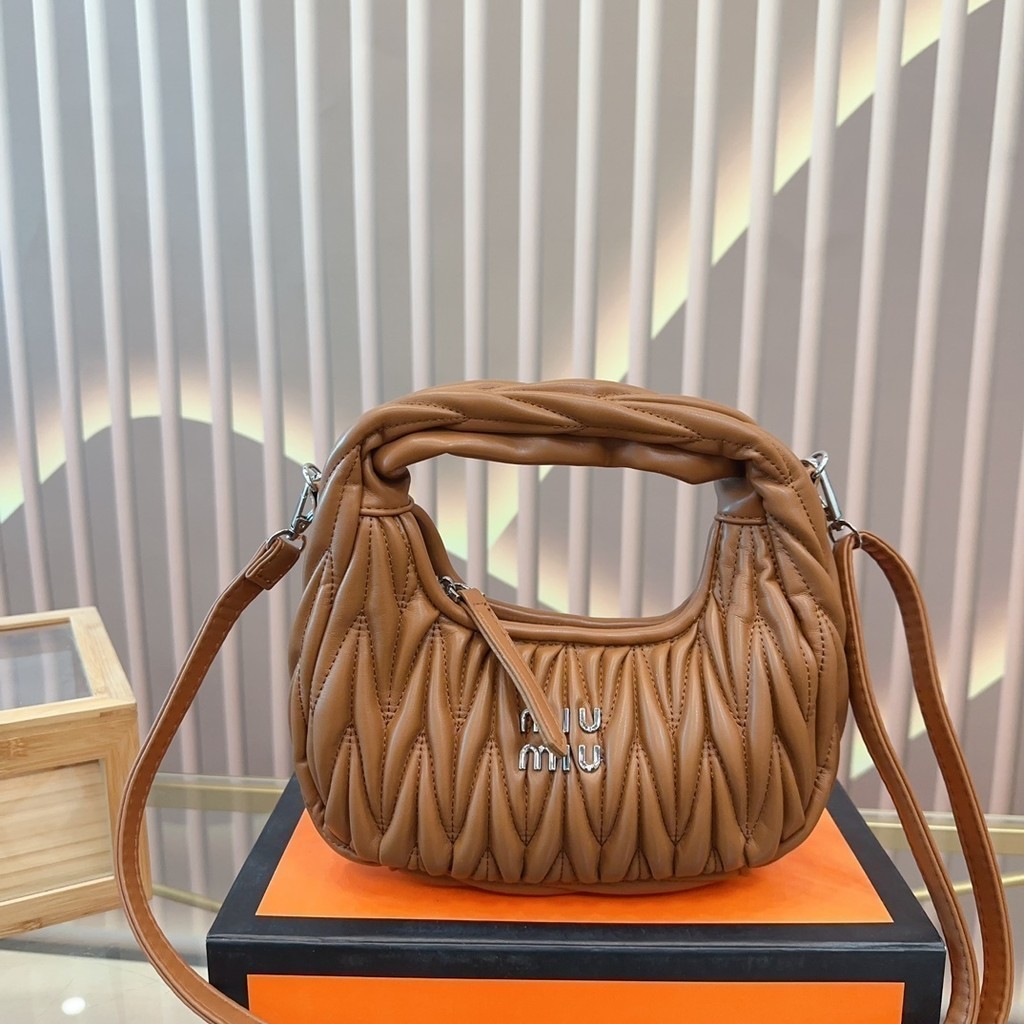 Không Hộp 
 Size 2 3 1 Mẹ M I U H o b Túi Xách Thu Đông Siêu Chữa Bệnh Chương Ma Thuật Da Cừu Cảm Th