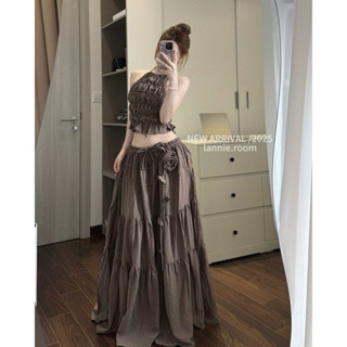 Set áo yếm crotop mix chân váy dáng dài phối dây hoa, Set bộ đồ áo khoét nách yếm nâu mix chân váy xoè