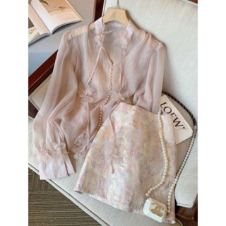  Set Áo Sơ Mi Voan Ngọc Trai Dài Tay Bồng Đính Hoa Nổi Cột Dây Hoa Cổ Chân Váy Ngắn Vibe Ngọt Ngào 