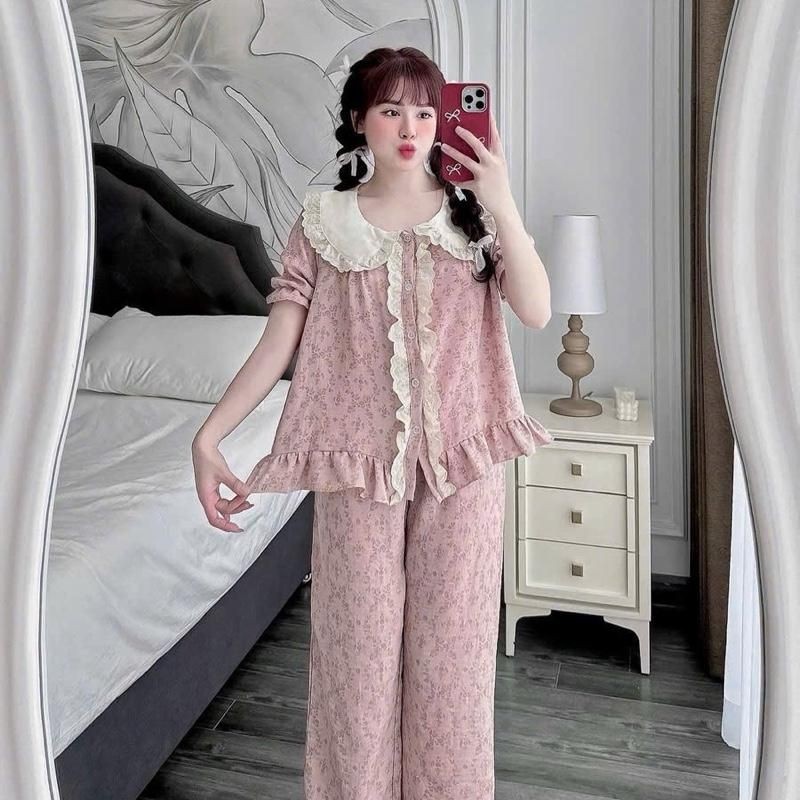 Bộ mặc Nhà Cổ Sen trắng phối ren Đùi hoạ tiết hoa dây chất Vân mây xinh xắn cho Nữ CC80 Sammy | BigBuy360 - bigbuy360.vn