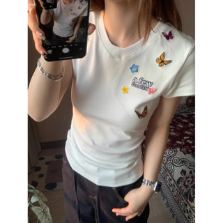 áo thun hàn nữ trắng  ôm body mùa hè áo phông  local brand  áo girl phố  baby tee croptop Eleclassm