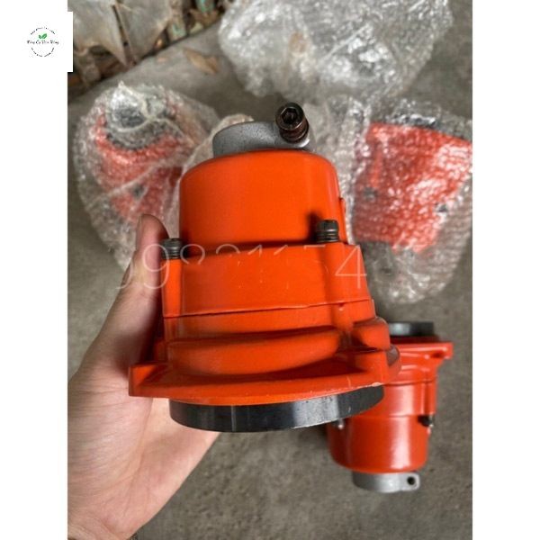 Bắp Chuối Máy Cắt Cỏ 143 | Tum Kèm Chuông Côn Máy Cắt Cỏ 143/541 28mm 9 khía