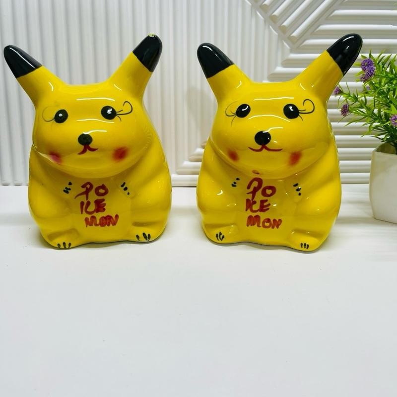 Heo Tiết Kiệm Pikachu Gốm Sứ Bát Tràng (C18xR13) Dễ Thương-Giá/1Con lợn  tiết  kiệm