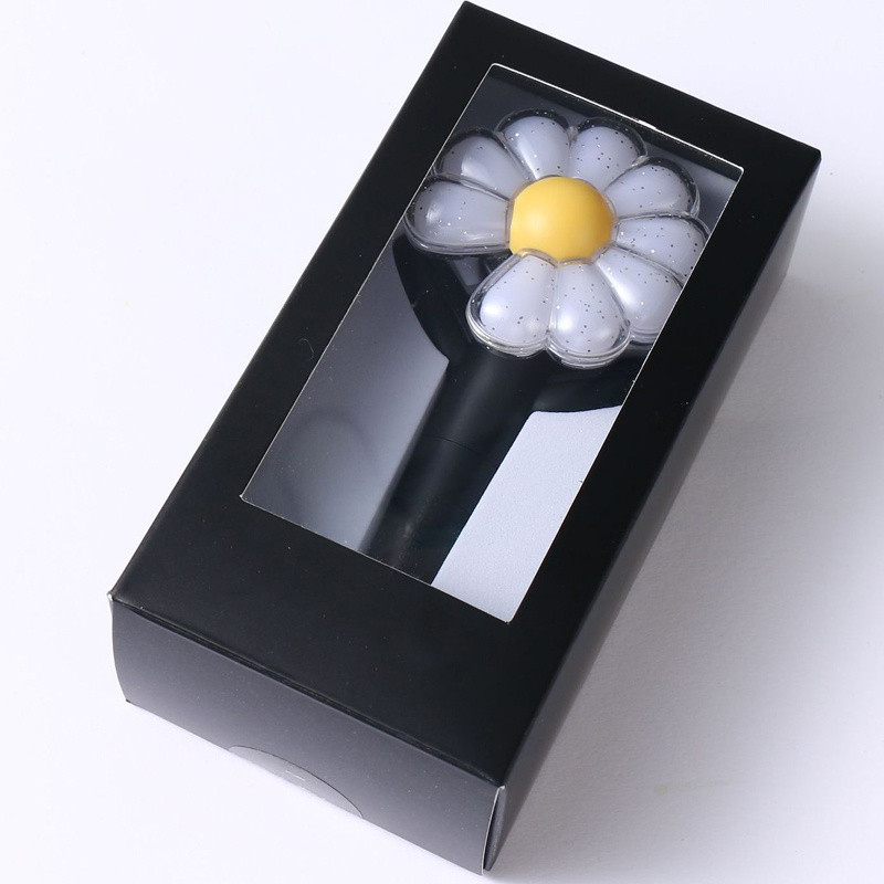 2025 Kpop BIGBANG G-DRAGON Daisy Mini Light Stick Móc khóa Sáng tạo Đèn Laser Móc khóa Túi Mặt dây c