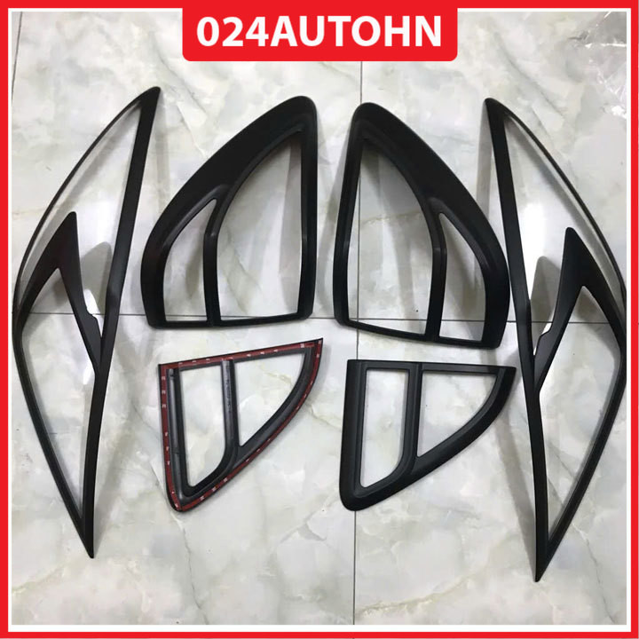 Ốp viền đèn pha hậu nhựa đen Mazda BT50 BT-50 2015-2020