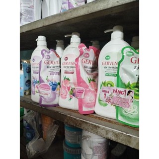  Sữa tắm trắng da Gervenne 900g Tặng - Kiwi và Bạch trà - Dâu tây và Lily Hồng 