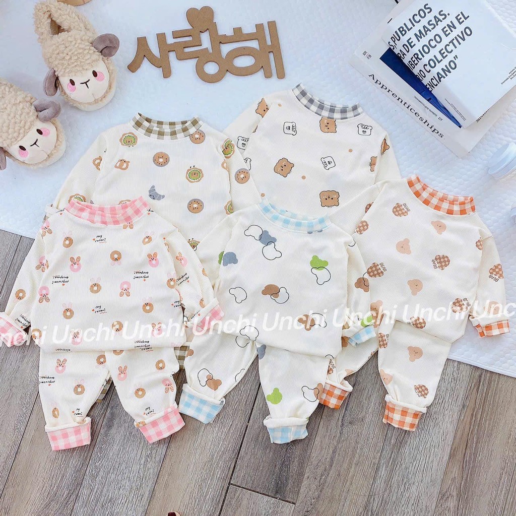 Bộ dài tăm lạnh phối kẻ quần ống bo cho bé