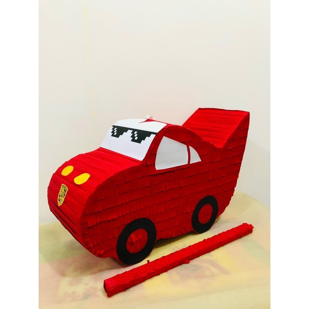 Pinata McQueen Car, trò chơi đập kẹo cho sinh nhật thêm sôi động