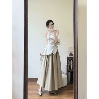Set đồ Nữ phong cách Hàn Quốc, áo không tay sọc, vai lệch, chân váy cao mùa hè, sang trọng, nữ tính