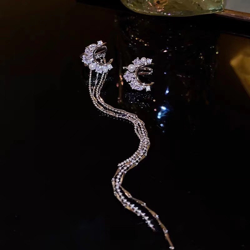 Bông Tai Dáng Dài Hình Mặt Trăng Đính Đá Thời Trang Cho Nữ