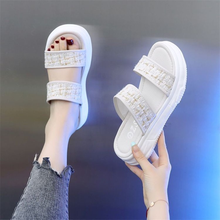 Sandal Quai Ngang Đế Dày Phong Cách Mới Cho Nữ