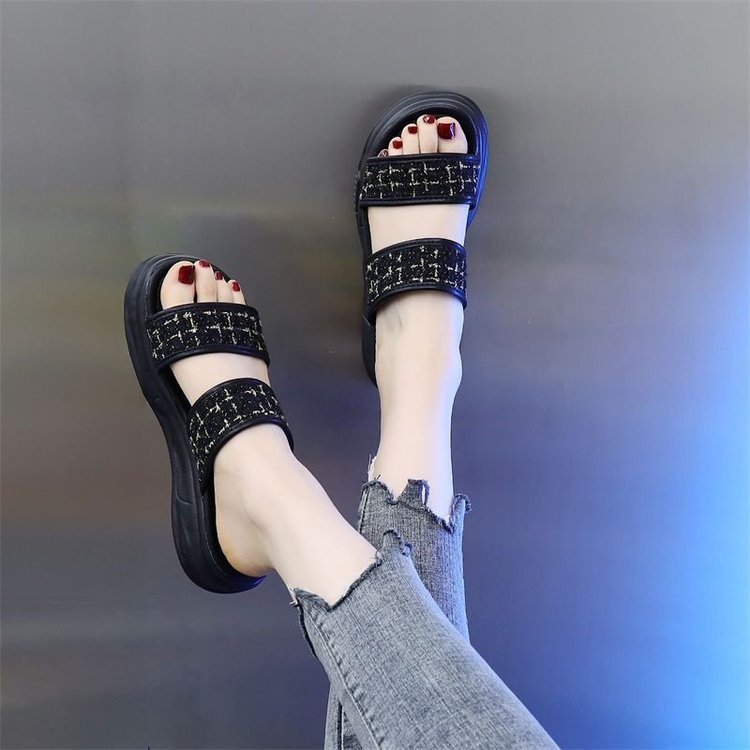 Sandal Quai Ngang Đế Dày Phong Cách Mới Cho Nữ