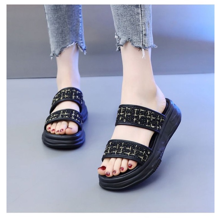 Sandal Quai Ngang Đế Dày Phong Cách Mới Cho Nữ