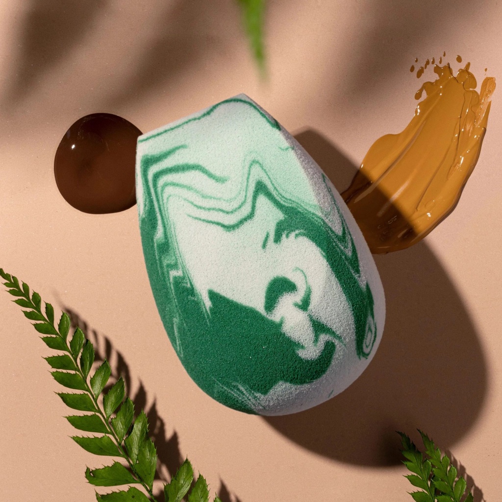 Cọ trang điểm và bông mút Ecotools Makeup Brush các loại màu xanh lá