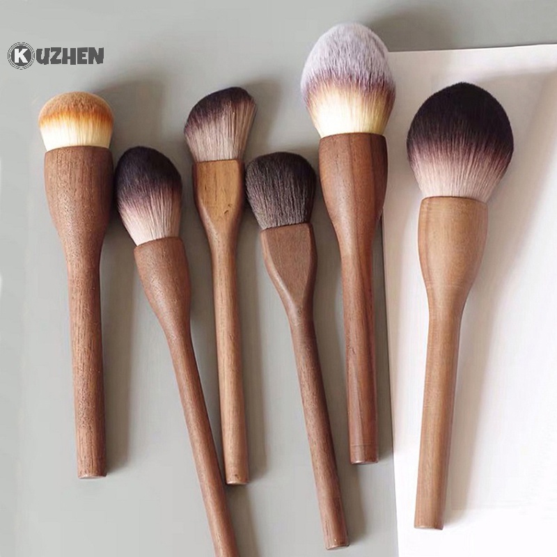 1 Cọ Trang Điểm Tay Cầm Bằng Gỗ kuzhen