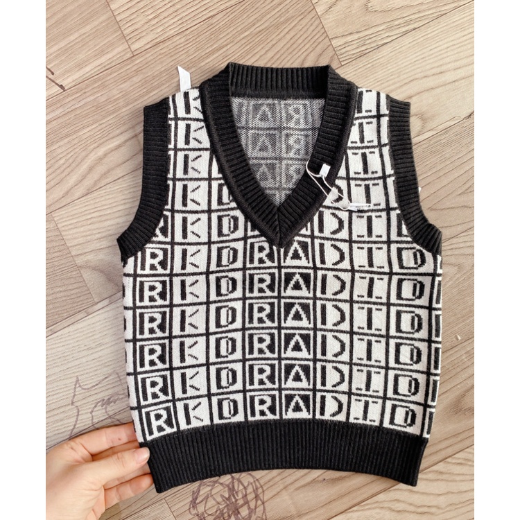 Áo Gile len bé trai chất len đang dày chắc tay không ngứa dặm